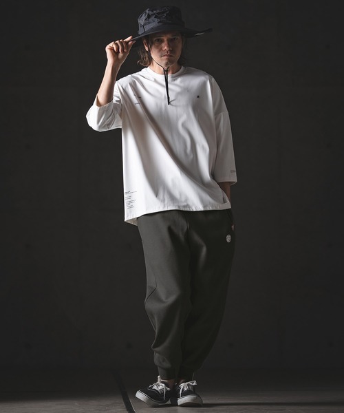 GLIMCLAP(グリムクラップ)の「mp14555-Pique Fabric Relaxed Fit Joggers ジョガーパンツ(201-022-gls-cg)(スウェットパンツ・メンズ・オフホワイト/ブラック/チャコール・L/M/S)」の14枚目の写真