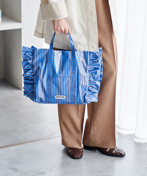 FREAK'S STORE(フリークスストア)の「OUTDOOR PRODUCTS × FREAK'S STORE/アウトドアプロダクツ 別注 2WAY ストライプ PVC トートバッグ/ショルダーバッグ/PVCバッグ/A4サイズトートバッグ(トートバッグ・レディース・ブルー/ベージュ/ブラウン・ONE SIZE)」の20枚目の写真
