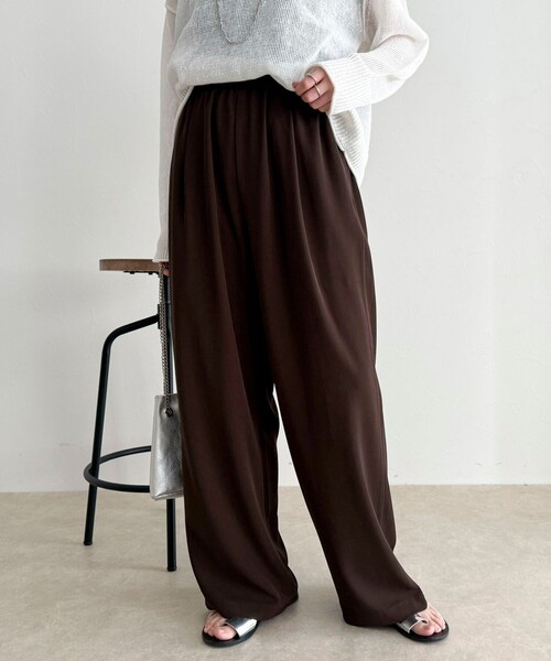 fredy emue（フレディエミュ）の「【ラクなのにきちんと見え】シャラリツイル イージーパンツ（その他パンツ・レディース・ブラウン/レモンイエロー/ブラック/ベージュ・36/38）」の20枚目の写真