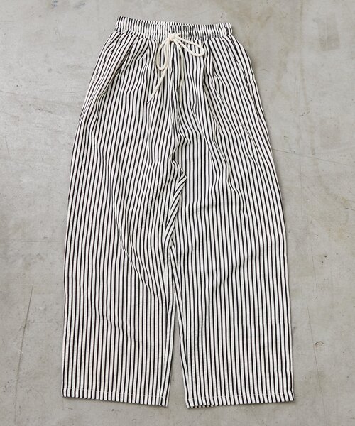 Remind me and forever（リマインドミーアンドフォーエバー）の「【M/Lサイズ展開】ストライプイージーパンツ（その他パンツ・レディース・ネイビー/マスタード/ブラック・LARGE/MEDIUM）」の4枚目の写真