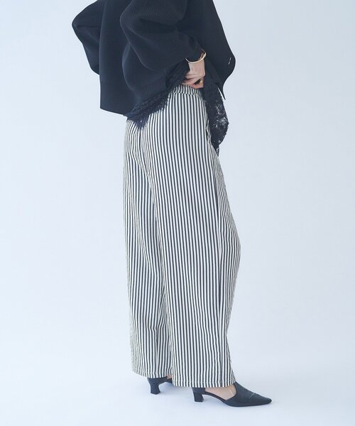 Remind me and forever（リマインドミーアンドフォーエバー）の「【M/Lサイズ展開】ストライプイージーパンツ（その他パンツ・レディース・ネイビー/マスタード/ブラック・LARGE/MEDIUM）」の7枚目の写真