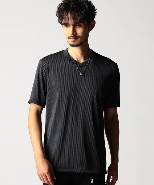 NICOLE CLUB FOR MEN(ニコルクラブフォーメン)の「タックボーダー Vネック半袖カットソー(Tシャツ/カットソー・メンズ・ネイビー系/ホワイト系/ブラック・MEDIUM/LARGE/X-LARGE)」の2枚目の写真