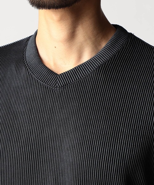 NICOLE CLUB FOR MEN(ニコルクラブフォーメン)の「タックボーダー Vネック半袖カットソー(Tシャツ/カットソー・メンズ・ネイビー系/ホワイト系/ブラック・MEDIUM/LARGE/X-LARGE)」の9枚目の写真