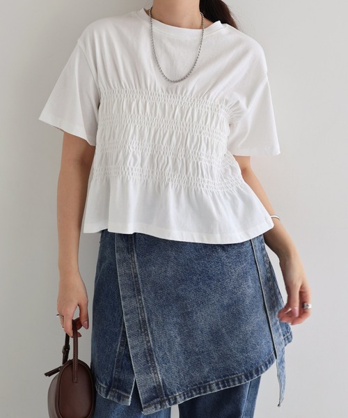 andme(アンドミー)の「シャーリングTシャツ(Tシャツ/カットソー・レディース・ピンク/ブラウン/ブラック/オフホワイト・M)」の1枚目の写真
