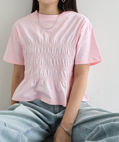 andme(アンドミー)の「シャーリングTシャツ(Tシャツ/カットソー・レディース・ピンク/ブラウン/ブラック/オフホワイト・M)」の4枚目の写真