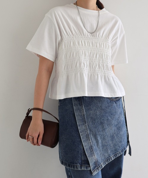 andme(アンドミー)の「シャーリングTシャツ(Tシャツ/カットソー・レディース・ピンク/ブラウン/ブラック/オフホワイト・M)」の6枚目の写真