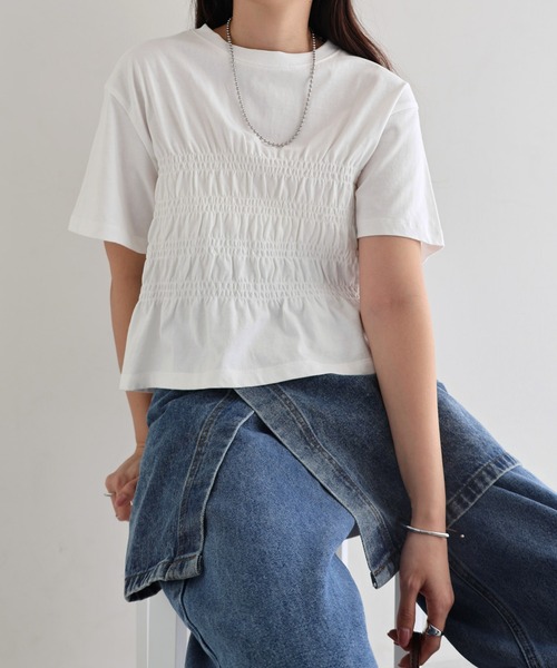 andme(アンドミー)の「シャーリングTシャツ(Tシャツ/カットソー・レディース・ピンク/ブラウン/ブラック/オフホワイト・M)」の8枚目の写真