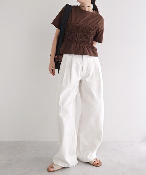 andme(アンドミー)の「シャーリングTシャツ(Tシャツ/カットソー・レディース・ピンク/ブラウン/ブラック/オフホワイト・M)」の17枚目の写真