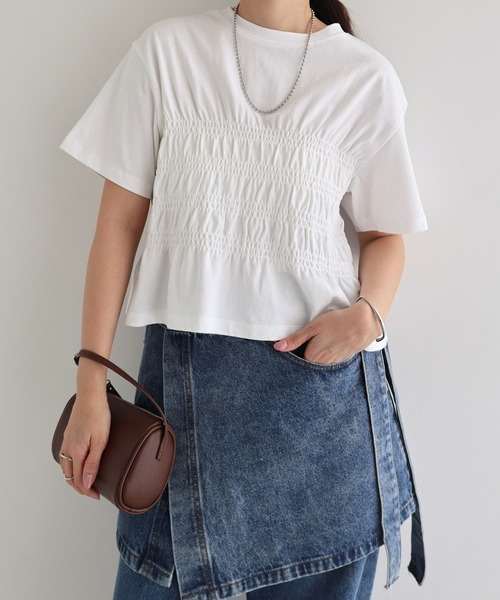 andme(アンドミー)の「シャーリングTシャツ(Tシャツ/カットソー・レディース・ピンク/ブラウン/ブラック/オフホワイト・M)」の5枚目の写真