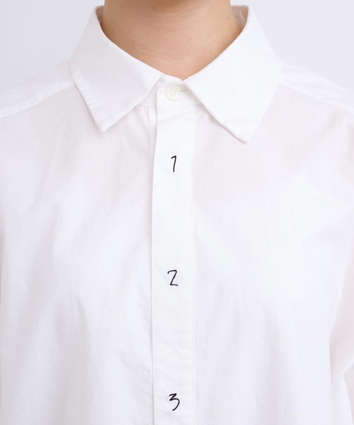 I am I in fact...(アイアムアイインファクト)の「_SUSIE SHIRT(シャツ/ブラウス・レディース・ホワイト/ブラック/サックスブルー・FREE)」の17枚目の写真