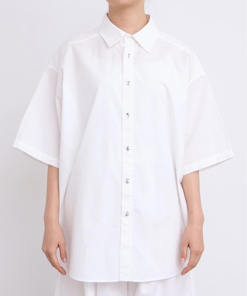 I am I in fact...(アイアムアイインファクト)の「SUSIE SHIRT(シャツ/ブラウス・レディース・ホワイト/ブラック/サックスブルー・FREE)」の19枚目の写真