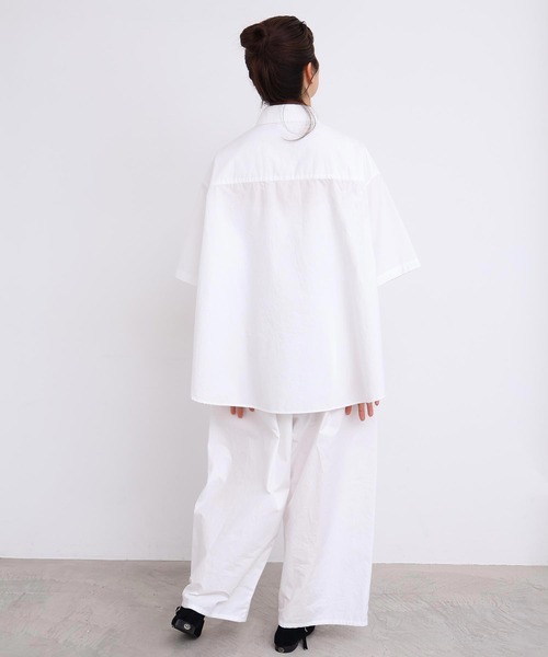 I am I in fact...(アイアムアイインファクト)の「SUSIE SHIRT(シャツ/ブラウス・レディース・ホワイト/ブラック/サックスブルー・FREE)」の7枚目の写真