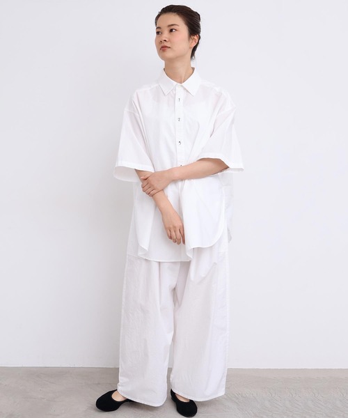 I am I in fact...(アイアムアイインファクト)の「SUSIE SHIRT(シャツ/ブラウス・レディース・ホワイト/ブラック/サックスブルー・FREE)」の8枚目の写真