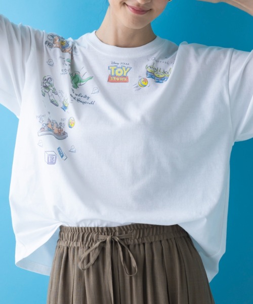 Disney(ディズニー)の「<Disney>【トイストーリー】綿混素材ゆるっとTシャツ(Tシャツ/カットソー・レディース・オフホワイト・X-LARGE/LARGE/MEDIUM/XX-LARGE)」の6枚目の写真