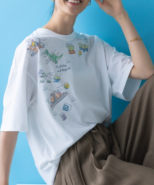 Disney(ディズニー)の「<Disney>【トイストーリー】綿混素材ゆるっとTシャツ(Tシャツ/カットソー・レディース・オフホワイト・X-LARGE/LARGE/MEDIUM/XX-LARGE)」の11枚目の写真