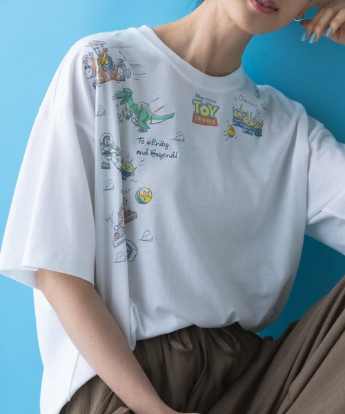 Disney(ディズニー)の「<Disney>【トイストーリー】綿混素材ゆるっとTシャツ(Tシャツ/カットソー・レディース・オフホワイト・X-LARGE/LARGE/MEDIUM/XX-LARGE)」の13枚目の写真