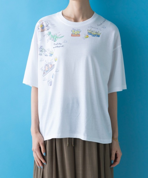 Disney(ディズニー)の「<Disney>【トイストーリー】綿混素材ゆるっとTシャツ(Tシャツ/カットソー・レディース・オフホワイト・X-LARGE/LARGE/MEDIUM/XX-LARGE)」の15枚目の写真