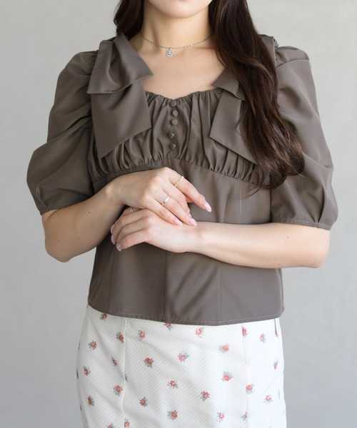 31 Sons de mode(トランテアン ソン ドゥ モード)の「2026春夏新作 5分袖肩リボンブラウス(シャツ/ブラウス・レディース・ブラウン/イエロー/オフホワイト・フリ-)」の17枚目の写真