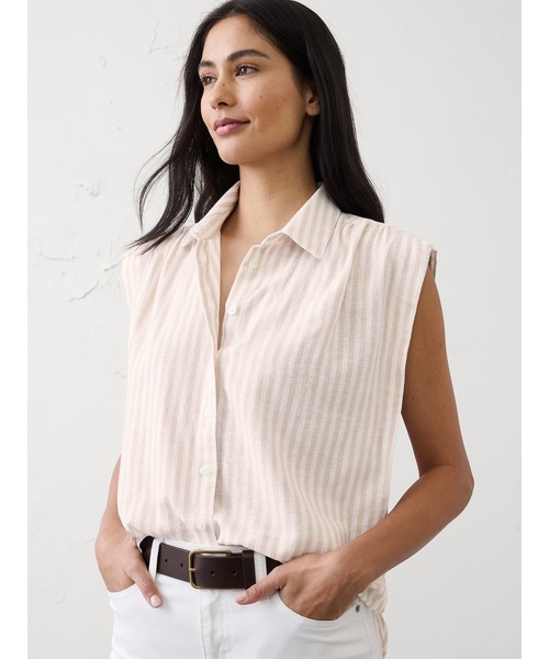 BANANA REPUBLIC FACTORY STORE(バナナリパブリック ファクトリーストア)の「BANANA REPUBLIC FACTORY STORE リネン ブレンド プリーツ シャツ(シャツ/ブラウス・レディース・ホワイト系その他/ホワイト/ネイビー・XS/S/M/L)」の2枚目の写真