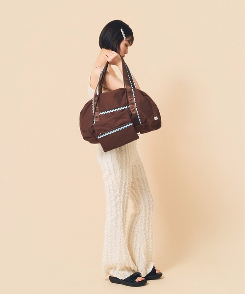 Casselini（キャセリーニ）の「Casselini(キャセリーニ)トラベルバッグ（ボストンバッグ・レディース・ブラウン/ブラック/カーキ・FREE）」の8枚目の写真