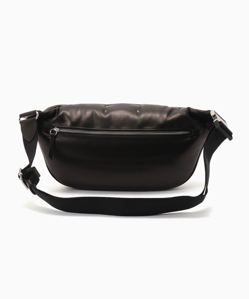 EDIFICE（エディフィス）の「MAISON MARGIELA(メゾン マルジェラ)Glamslam Belt Bag（ボディバッグ/ウエストポーチ・メンズ・ブラック・FREE）」の3枚目の写真