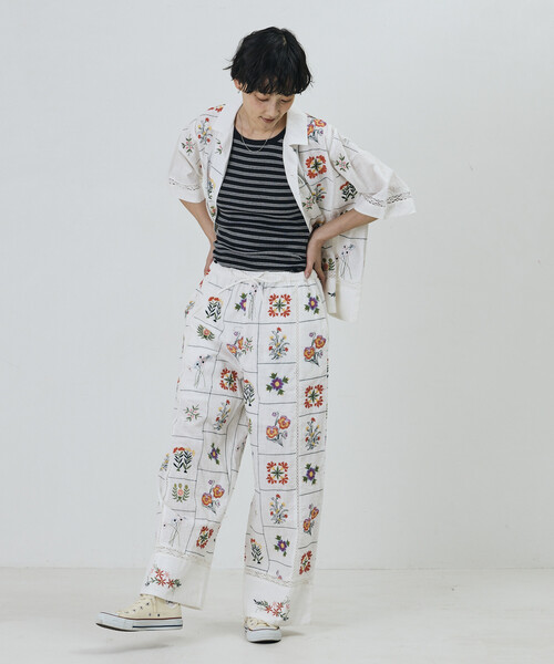 Freada(フリーダ)の「Freada/フリーダ パッチワーク花刺繍パンツ(その他パンツ・レディース・ブラック/オフホワイト・ONE SIZE)」の12枚目の写真