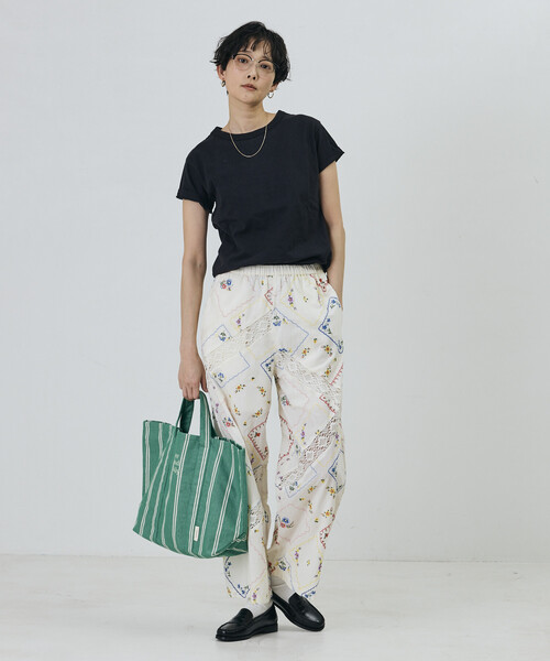 Freada(フリーダ)の「Freada/フリーダ パッチワーク花刺繍パンツ(その他パンツ・レディース・ブラック/オフホワイト・ONE SIZE)」の13枚目の写真