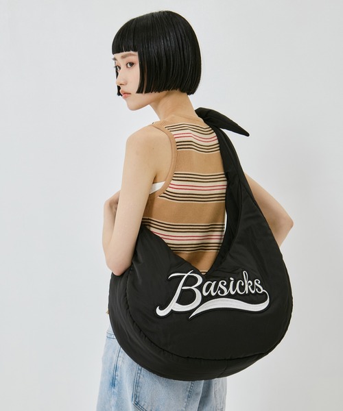 BASICKS(ベイシックス)の「【BASICKS/ベーシックス】Puffer Bag/パファーバッグ/中綿(ショルダーバッグ・レディース・ブラック・FREE)」の1枚目の写真