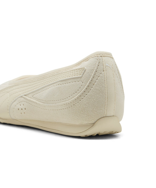 PUMA（プーマ）の「PUMA プーマ ウィメンズ プーマ キャッチ ソレイユ バレリーナ SD スニーカ（バレエシューズ・レディース・ブラック×ホワイト/ホワイト系その他・25.0cm/26.0cm/22.0cm/22.5cm/23.5cm/24.5cm/25.5cm/23.0cm/24.0cm）」の9枚目の写真