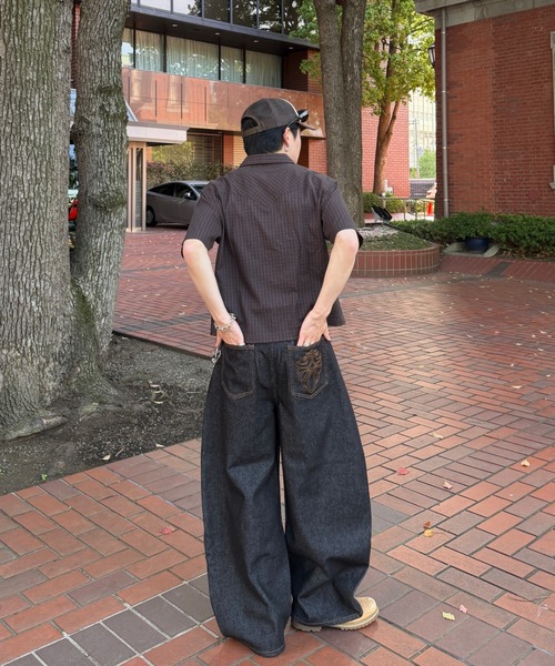 ADAMASTE(アダマスト)の「Button-fly Wide Curve Denim - ボタンフライワイドカーブデニム(デニムパンツ・メンズ・ブラック/インディゴブルー・MEDIUM/LARGE)」の12枚目の写真