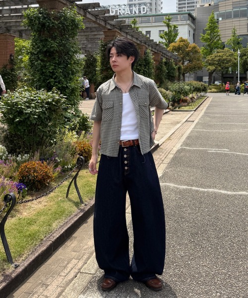 ADAMASTE(アダマスト)の「Button-fly Wide Curve Denim - ボタンフライワイドカーブデニム(デニムパンツ・メンズ・ブラック/インディゴブルー・MEDIUM/LARGE)」の6枚目の写真