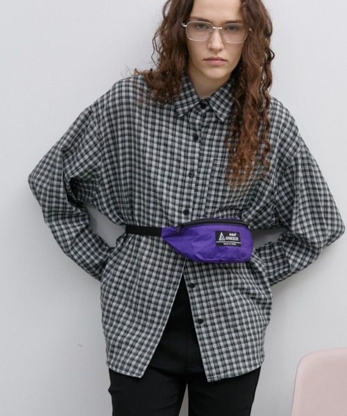 Auntie Rosa Holiday(アンティローザホリデー)の「チェックオーバーサイズシャツ(シャツ/ブラウス・レディース・ブルー/ブラック/アイボリー/ネイビー・FREE)」の5枚目の写真