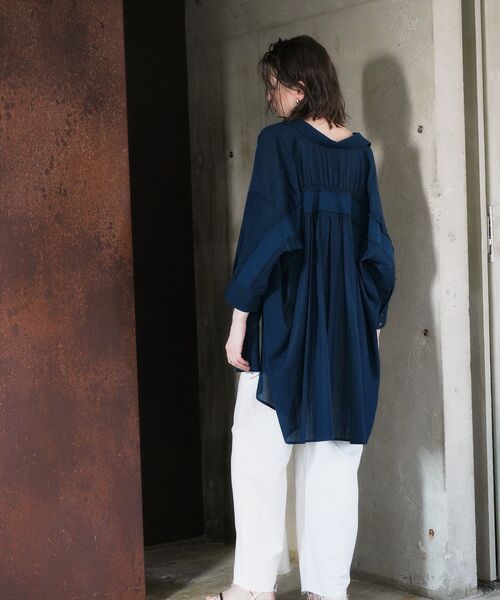 Editt by YECCA VECCA（エディットバイイェッカヴェッカ）の「リブMIXシアーオーバーシャツ（シャツ/ブラウス・レディース・ブラック/ダークベージュ/ダークグリーン・FREE）」の11枚目の写真