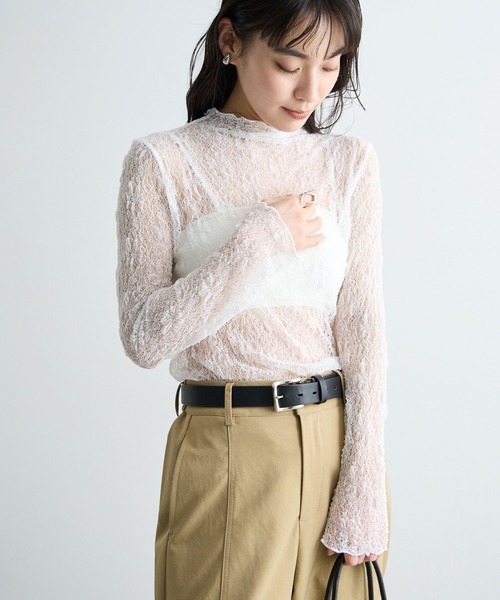 Futier land(フューティアランド)の「透かし編みストレッチレースシアートップス(Tシャツ/カットソー・レディース・ホワイト/ブラック・FREE)」の4枚目の写真