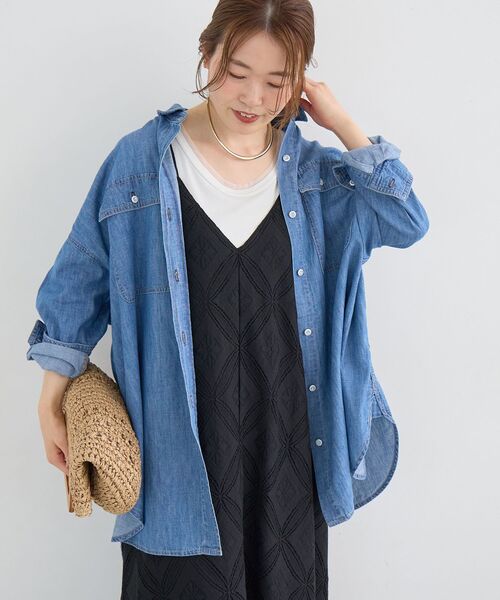 le.coeur blanc(ルクールブラン)の「Healthy DENIM Almond(シャツ/ブラウス・レディース・ブルー・38)」の8枚目の写真