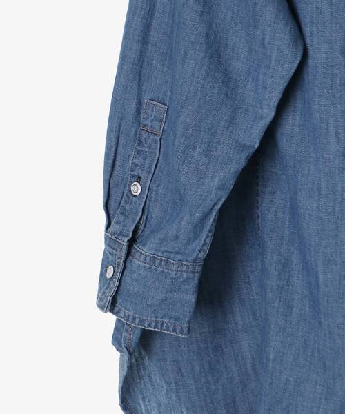 le.coeur blanc(ルクールブラン)の「Healthy DENIM Almond(シャツ/ブラウス・レディース・ブルー・38)」の17枚目の写真