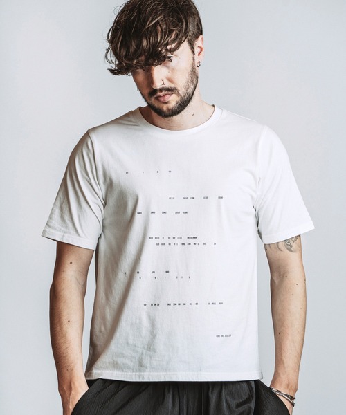 NO ID.(ノーアイディ)の「【NO ID.】Binary Number Print T-Shirt / バイナリー ナンバー プリント Tシャツ(Tシャツ/カットソー・メンズ・ブラック/ホワイト・2/1)」の5枚目の写真