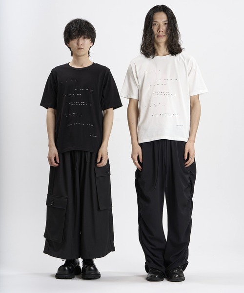 NO ID.(ノーアイディ)の「【NO ID.】Binary Number Print T-Shirt / バイナリー ナンバー プリント Tシャツ(Tシャツ/カットソー・メンズ・ブラック/ホワイト・2/1)」の11枚目の写真