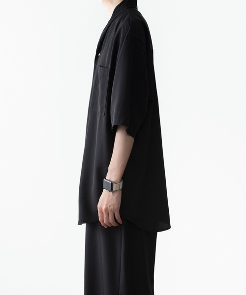 ato(アトウ)の「DRAPE COLLAR SHIRT(シャツ/ブラウス・メンズ・ブラック/ネイビー/ホワイト・44/46/48)」の17枚目の写真