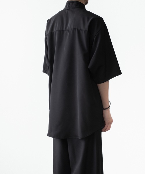 ato(アトウ)の「DRAPE COLLAR SHIRT(シャツ/ブラウス・メンズ・ブラック/ネイビー/ホワイト・44/46/48)」の15枚目の写真
