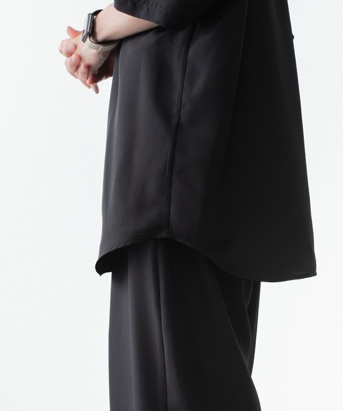 ato(アトウ)の「DRAPE COLLAR SHIRT(シャツ/ブラウス・メンズ・ブラック/ネイビー/ホワイト・44/46/48)」の12枚目の写真