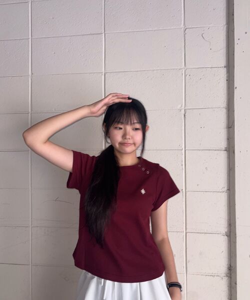 SLOW RECORD HOUSE(スローレコードハウス)の「ヘンリーネックアイレットTシャツ_バーガンディ(Tシャツ/カットソー・レディース・バーガンディー・1)」の9枚目の写真
