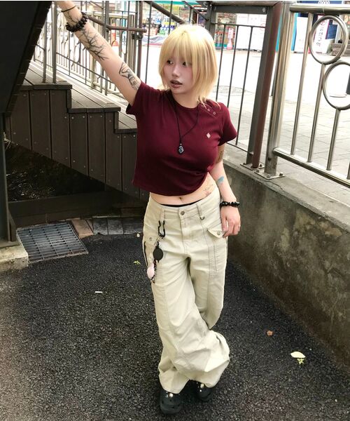 SLOW RECORD HOUSE(スローレコードハウス)の「ヘンリーネックアイレットTシャツ_バーガンディ(Tシャツ/カットソー・レディース・バーガンディー・1)」の14枚目の写真