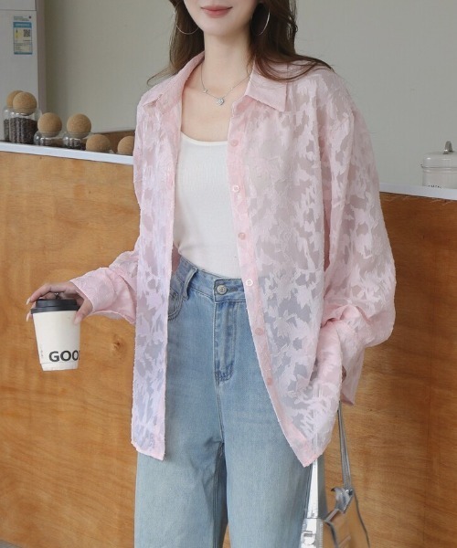 Beststore(ベストストア)の「フラワーカットジャガード シアーオーバーシャツ 冷房対策 紫外線対策(シャツ/ブラウス・レディース・ブラック/ライトグレー/ピンク/アイボリー/ブルー・FREE)」の14枚目の写真
