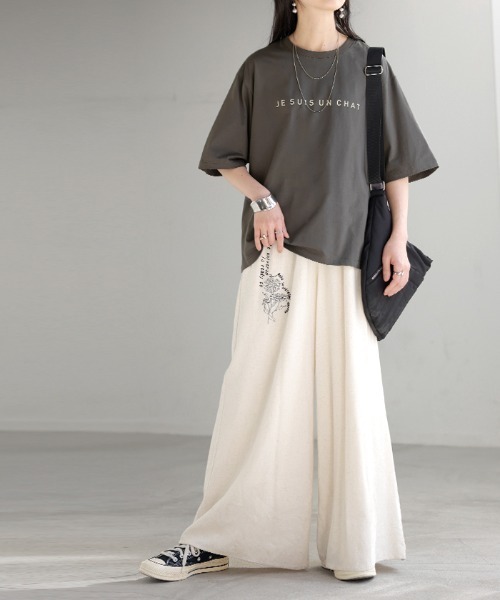 HUG.U(ハグユー)の「「体感-2℃」接触冷感 ロゴTシャツ(Tシャツ/カットソー・レディース・ブルー/ピンク/ホワイト/ダークグレー/ブラック・FREE)」の14枚目の写真