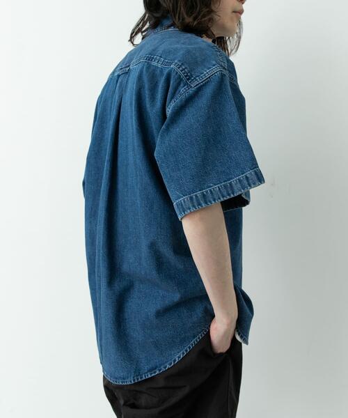 Carhartt(カーハート)の「CARHARTT SHORT-SLEEVE LUCAS SHIRTS(シャツ/ブラウス・メンズ・ブルー・MEDIUM)」の3枚目の写真