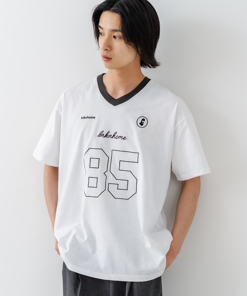 brknhome(ブロークンホーム)の「【BRKNHOME/ブロークンホーム】×【ZERO STAIN/ゼロステイン】【ホッケー風デザイン】コラボTシャツ 汗染み防止 ワンポイント オーバーサイズ(Tシャツ/カットソー・メンズ・ホワイト/チャコールグレー・MEDIUM/LARGE)」の18枚目の写真