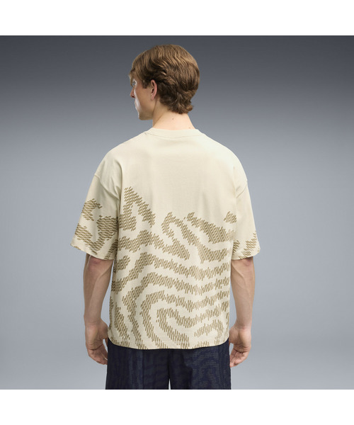PUMA(プーマ)の「PUMA プーマ メンズ PUMA x サッカー ポルトガル代表 x サレヘ ベンバリー キ(Tシャツ/カットソー・メンズ・グリーン系その他/オフホワイト・LARGE/X-LARGE/SMALL/MEDIUM/X-SMALL)」の9枚目の写真