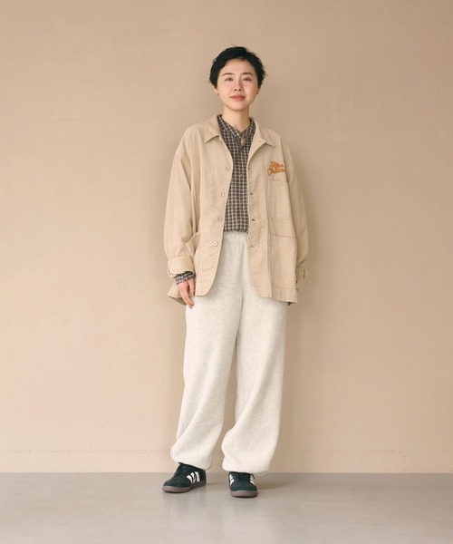 kha:ki(カーキ)の「「KHA:KI / カーキ」LOOSE CORD COVERALL(その他アウター・レディース・オフホワイト/ダークブラウン/ライトベージュ・1/2)」の13枚目の写真