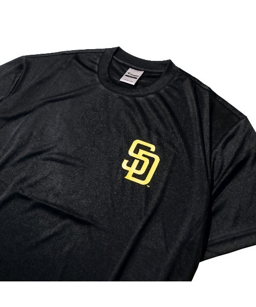 Fanatics（ファナティクス）の「ファナティクス【Fanatics】‐ サンディエゴ パドレス 半袖Tシャツ【San Diego Padres MLB BACK CIRCLE LOGO S/S ACTIVE DRY TEE BLACK ML0126SS0002】（Tシャツ/カットソー・メンズ・ブラック・M/L/XL）」の3枚目の写真